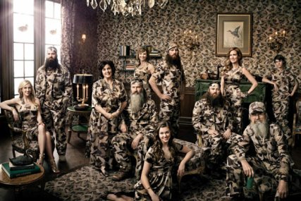 What is Duck Dynasty Robertson family s net worth, millionaires, rich?