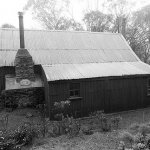 What to pack for ski trip family?